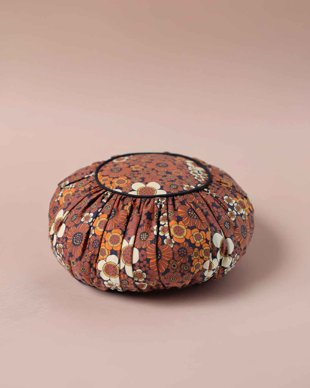'Amaya' round cushion