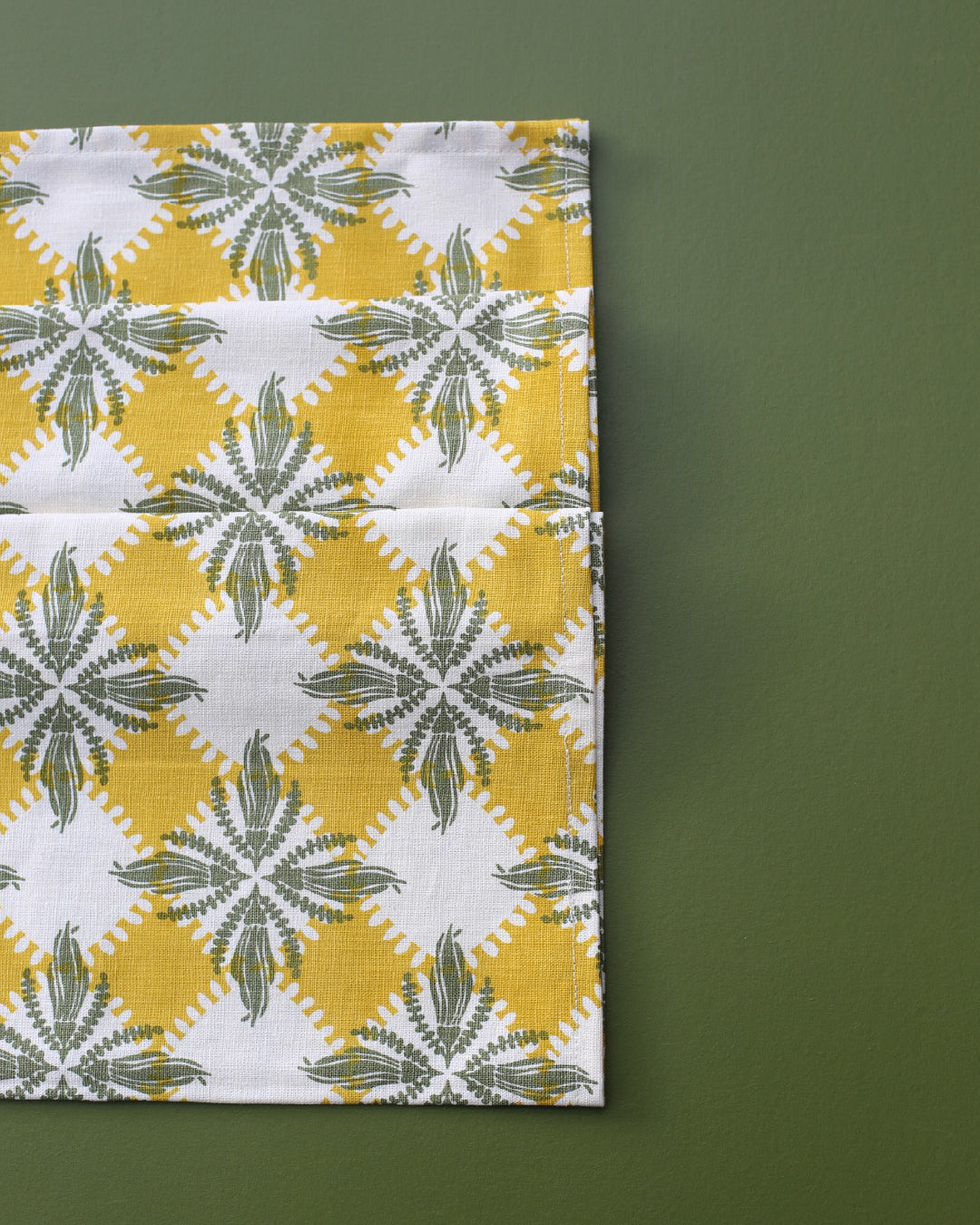 Pacifica 'Spring Meadow' Hemp Table Runner