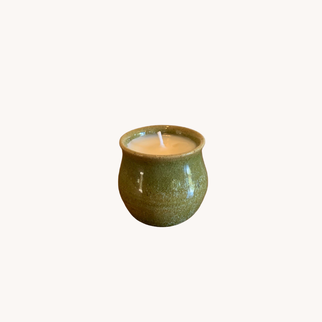 Ceramic votive scented soy candle - Rose geranium & sandalwood.