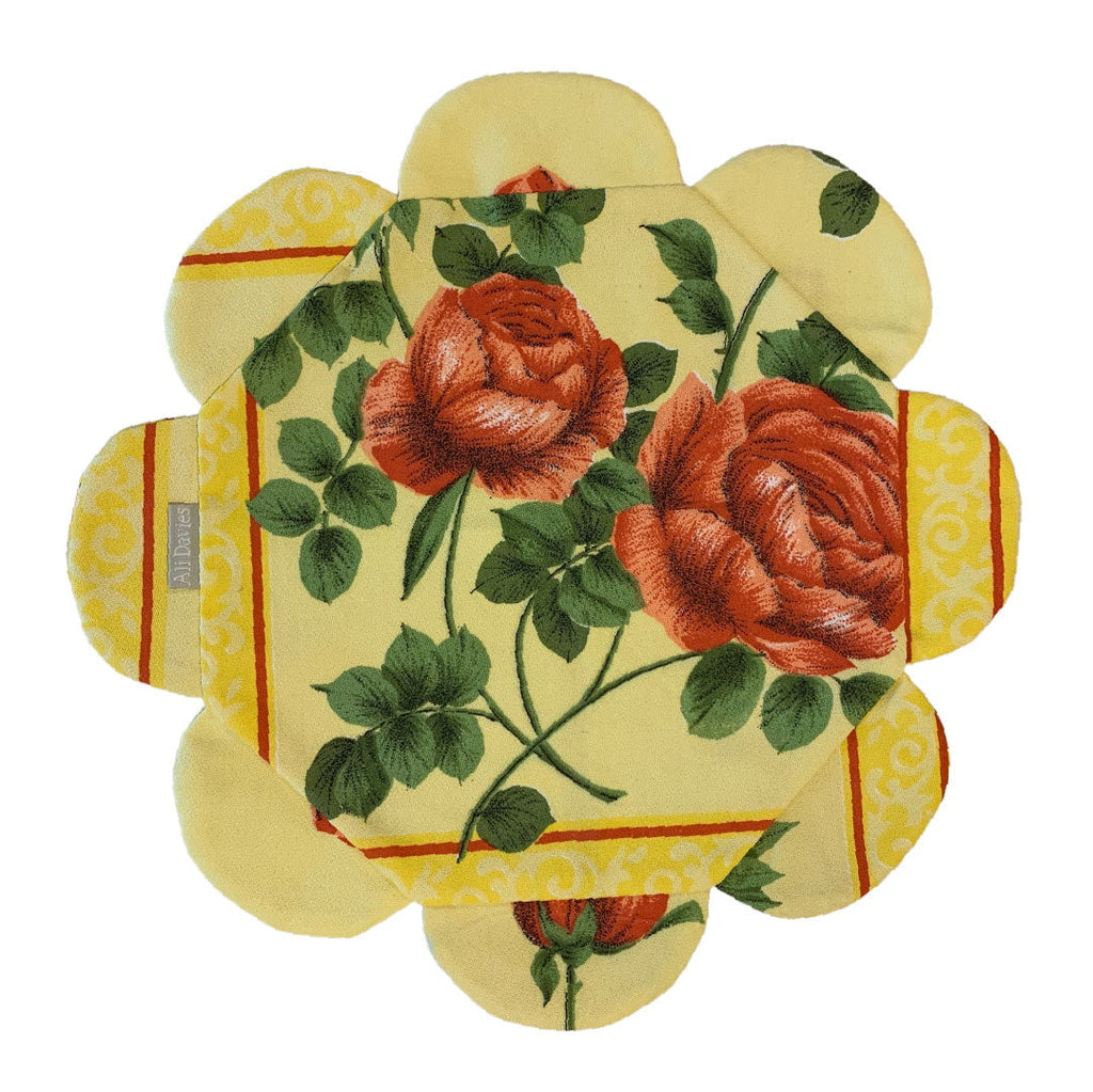 Flower power red rose placemat