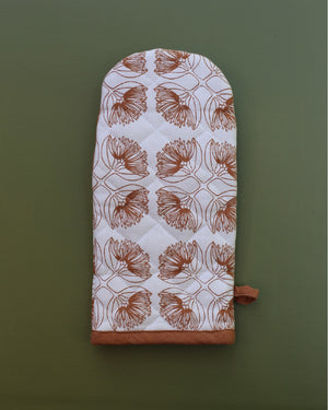 Evergreen Collection - Pohutukawa Oven Mitt (Dusk)