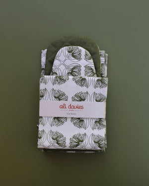 Evergreen Collection - Pohutukawa Apron (Olive)