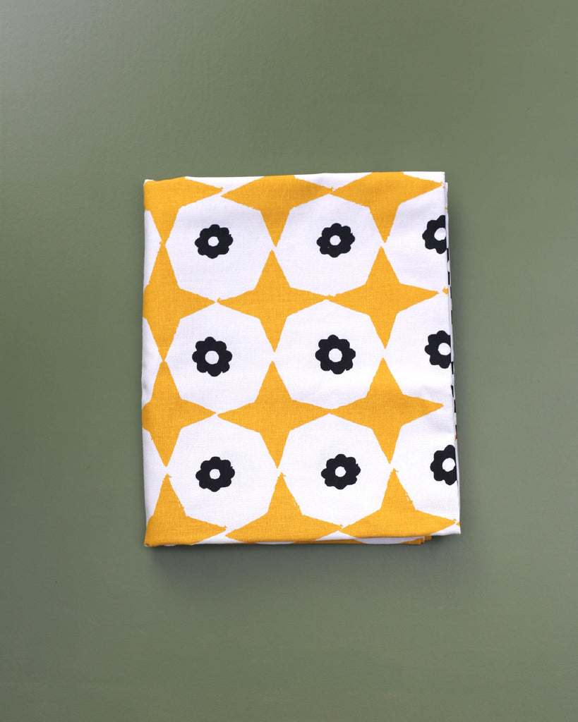 Star Poppy Hemp Tablecloth