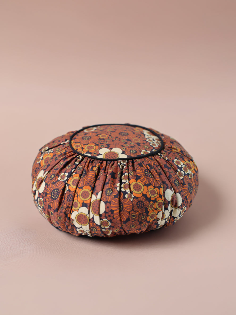 'Amaya' round cushion