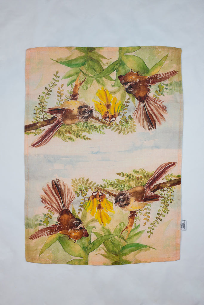 Birds of New Zealand - Pīwakawaka/Fantail