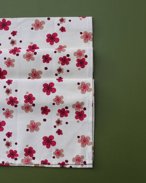 Manuka Flower Hemp Table Runner