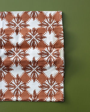 Pacifica table runner - brick
