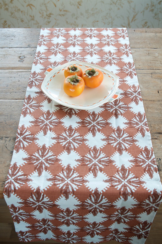 Pacifica table runner - brick