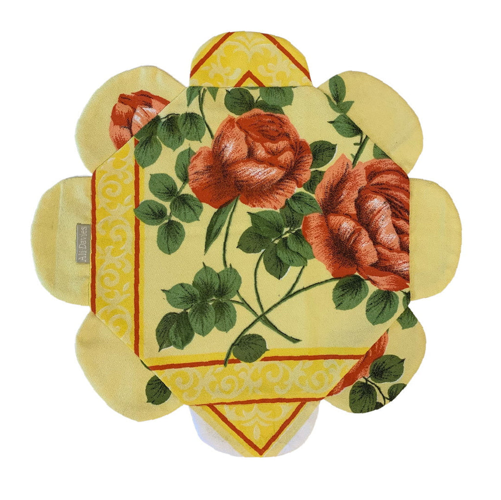 Flower power red rose placemat