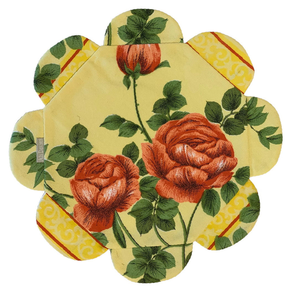 Flower power red rose placemat